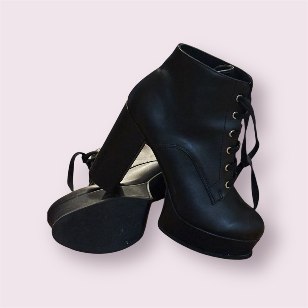 H&M Black Heeled Lace-Up Boots